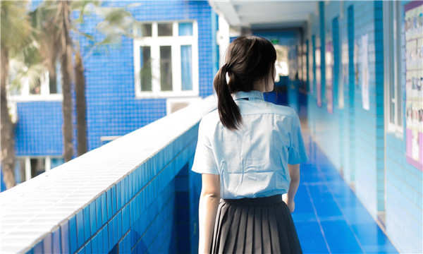 青松乡如何找到一个可以帮助我生孩子的女人？